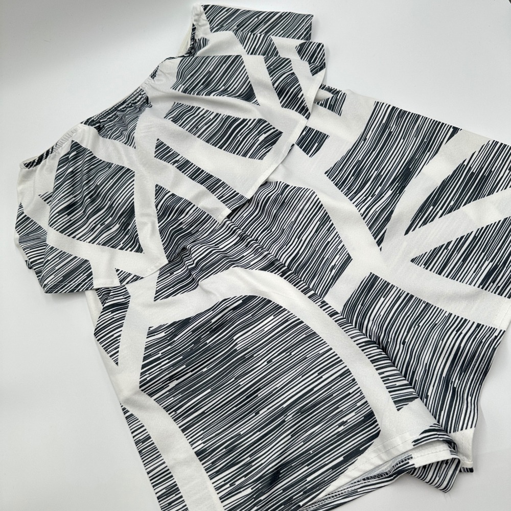 Strapless Romper Womens L Black White Abstract Geometric Ruffle Resort Vacation